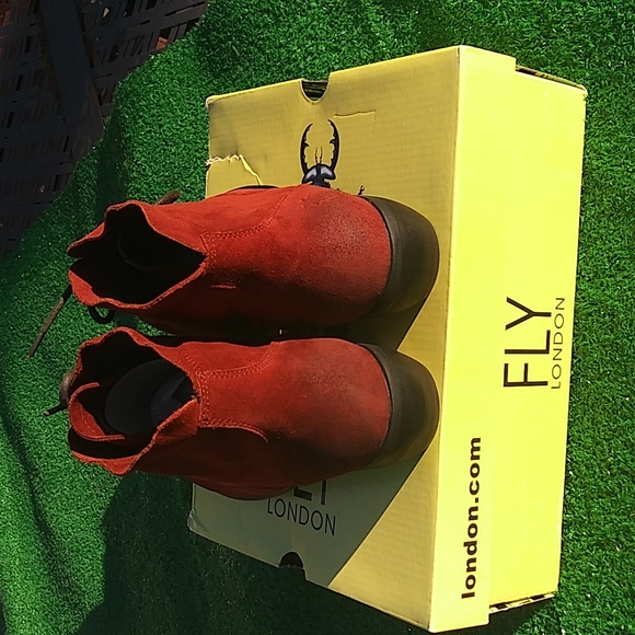 Fly London Mesu Brick Suede Lace Up Boots EU 40 US9/9.5 NIB - Picture 8 of 15